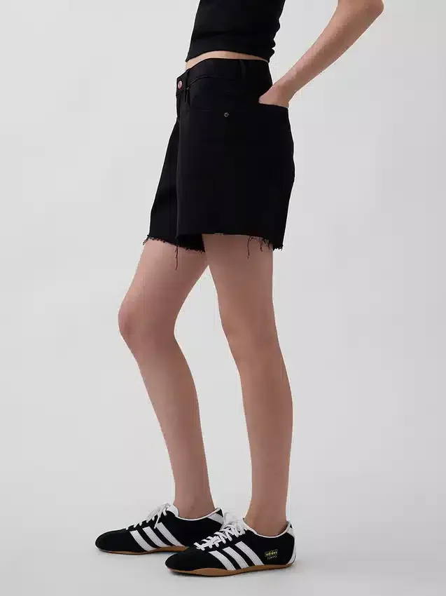 Pantalones cortos de corte relajado ultrasuaves de tiro medio de 4"