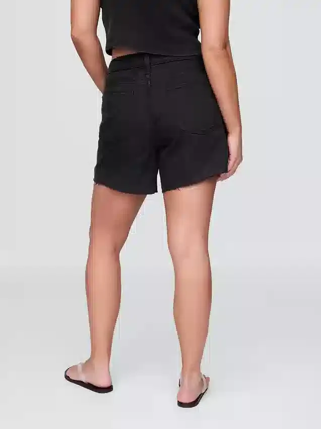 Pantalones cortos de corte relajado ultrasuaves de tiro medio de 4"