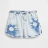 Pantalones cortos de mezclilla de talle alto con estampado tie-dye para niños