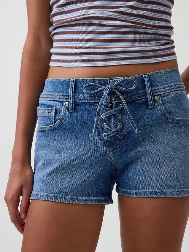 Pantalones cortos de mezclilla de talle bajo con cordón de 3"