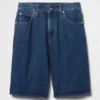 Pantalones cortos de mezclilla de talle medio y corte largo de 11"