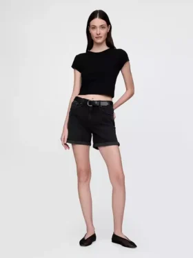 Pantalones cortos de mezclilla estilo «girlfriend» de talle medio de 5"