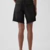 Pantalones cortos de mezclilla holgados de talle medio de 8"