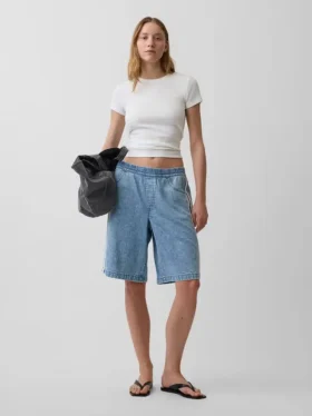 Pantalones cortos de mezclilla largos «Easy Stripe» ultrasuaves de talle medio, de 11"