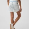 Pantalones cortos de mezclilla para niños de talle bajo con bordado de limones