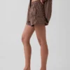 Pantalones cortos de popelín de algodón orgánico a rayas