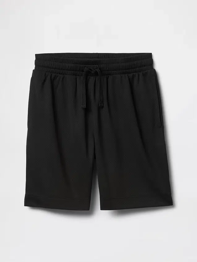 Pantalones cortos GapFit de malla reciclada de 6" para niños