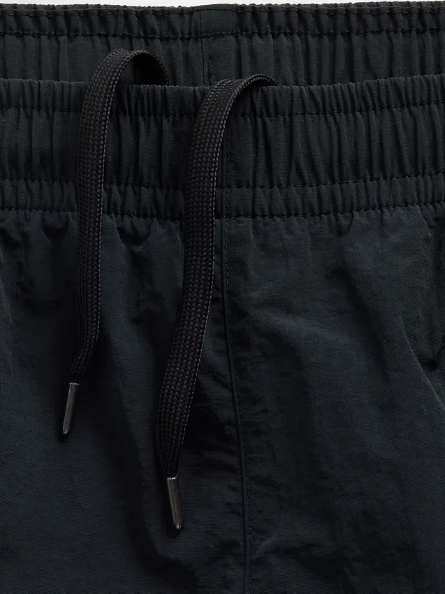 Pantalones cortos híbridos de 7.5"