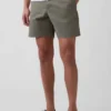 Pantalones cortos holgados de 7"