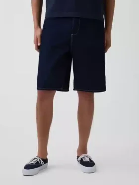 Pantalones cortos holgados de mezclilla estilo carpintero de 10.5″