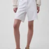 Pantalones cortos holgados ultrasuaves de 8" con talle medio