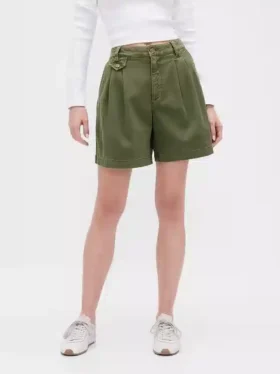 Pantalones cortos plisados de sarga de talle medio de 6″