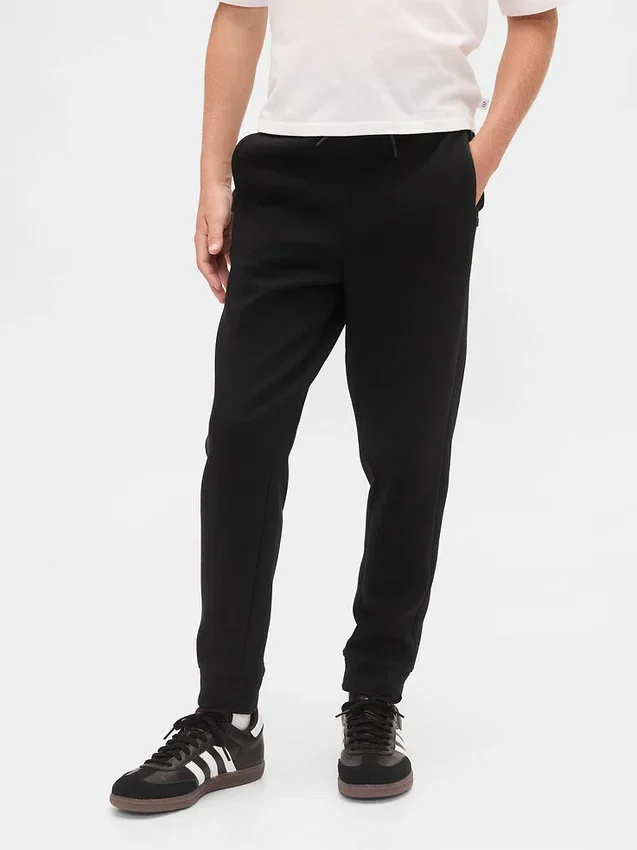 Pantalones de chándal GapFit Tech de secado rápido para niños