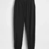 Pantalones de jogging GapFit Tech de talle alto con cremallera en el dobladillo