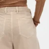Pantalones de talle medio de sarga con corte de barril