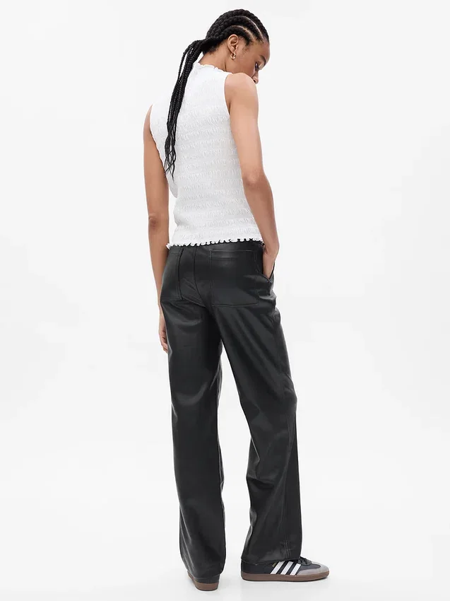 Pantalones holgados de cuero vegano de talle medio
