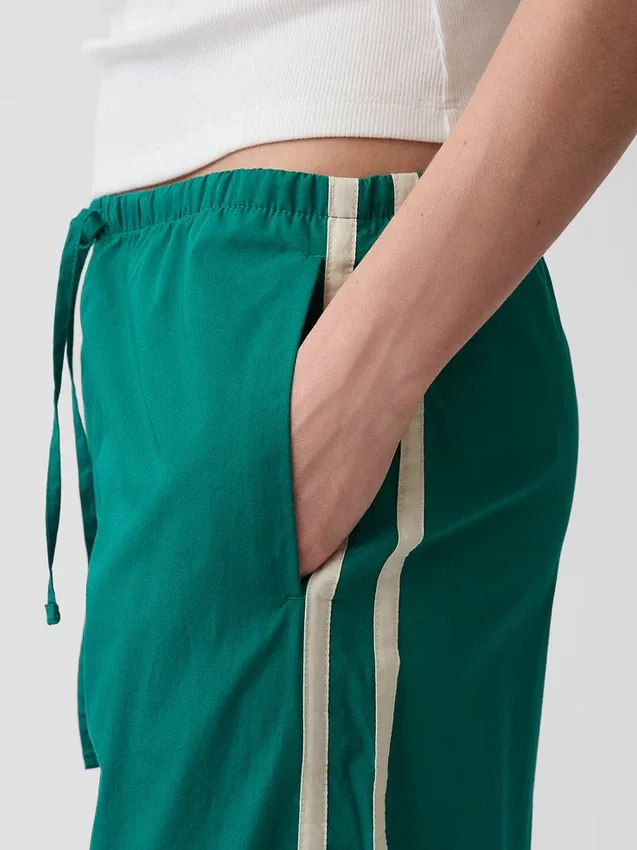 Pantalones holgados de popelín de algodón orgánico con rayas