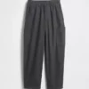 Pantalones holgados y ajustados en los tobillos de estilo cargo para niños, con forro cepillado