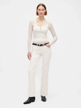 Pantalones largos y ajustados de pana de talle bajo
