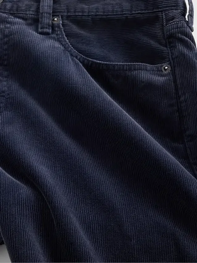 Pantalones rectos holgados de pana