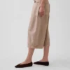 Pantalones tipo culotte de talle medio con cinturón