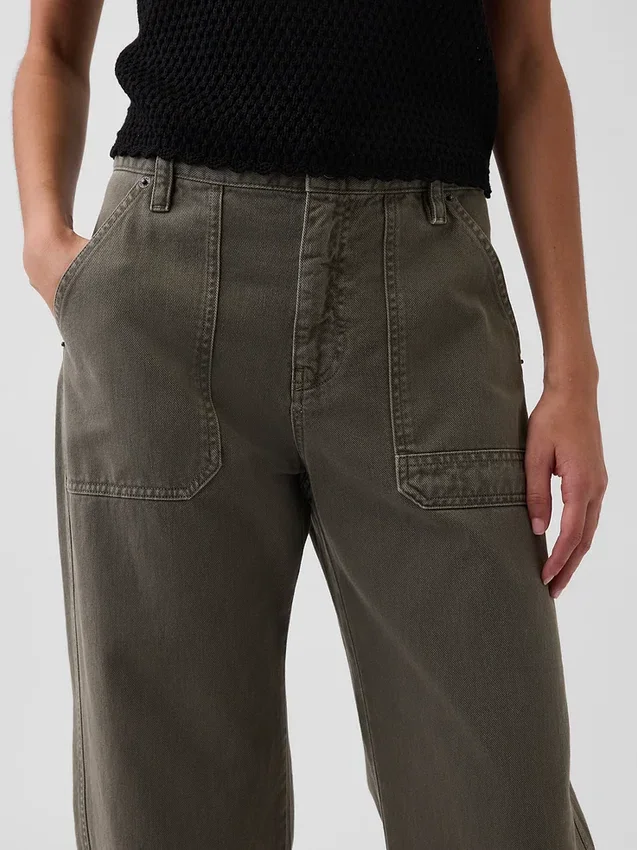 Pantalones utilitarios de talle medio hasta el tobillo