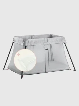 Paquete de cuna de viaje Babybjorn Light y sábana ajustable