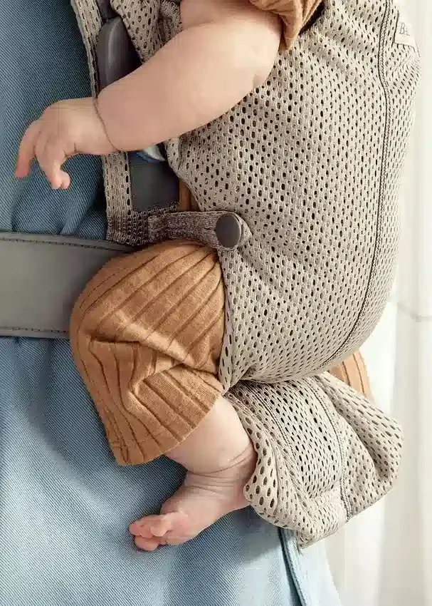 Portabebés BabyBjörn Mini de malla 3D