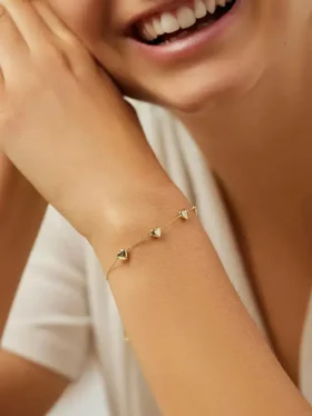 Pulsera de corazones Lani de Ana Luisa