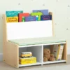 Rincón de lectura para niños pequeños con banco acolchado