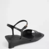 Sandalias de cuña de cuero vegano