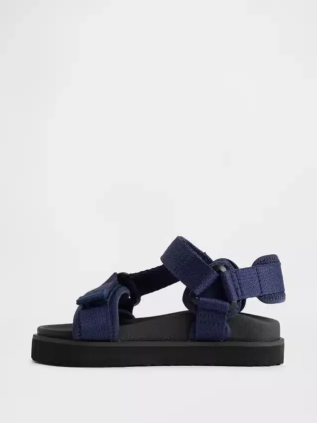 Sandalias deportivas para niños pequeños