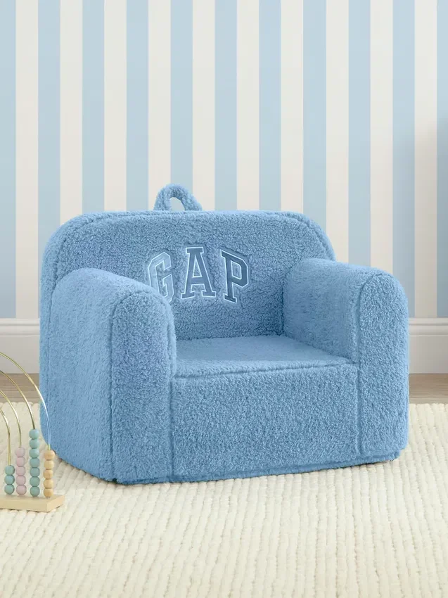 Sillita de espuma con logotipo de babyGap Sherpa