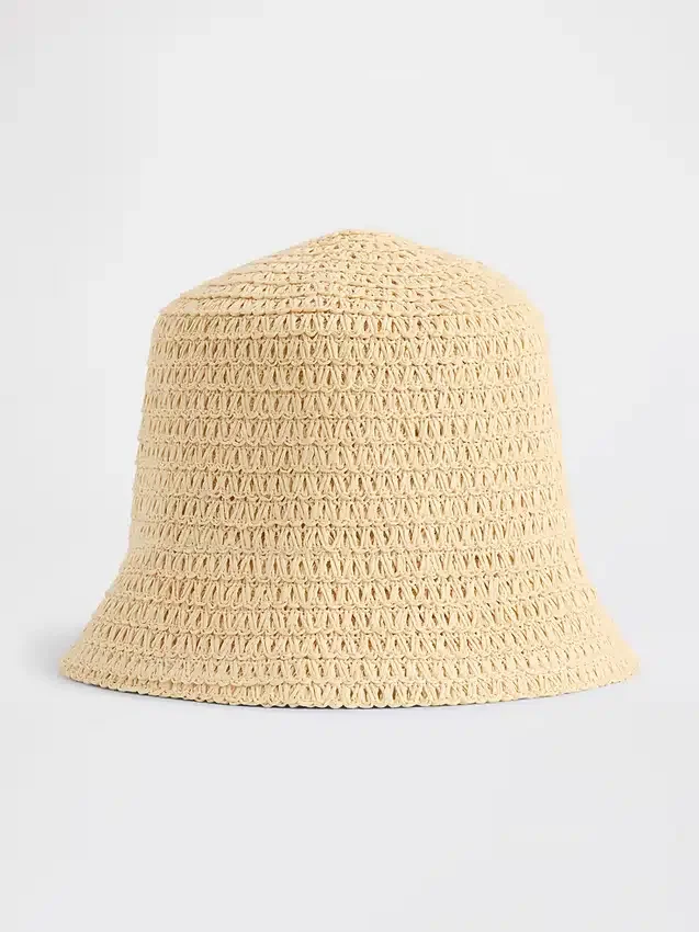 Sombrero de paja tipo cubo