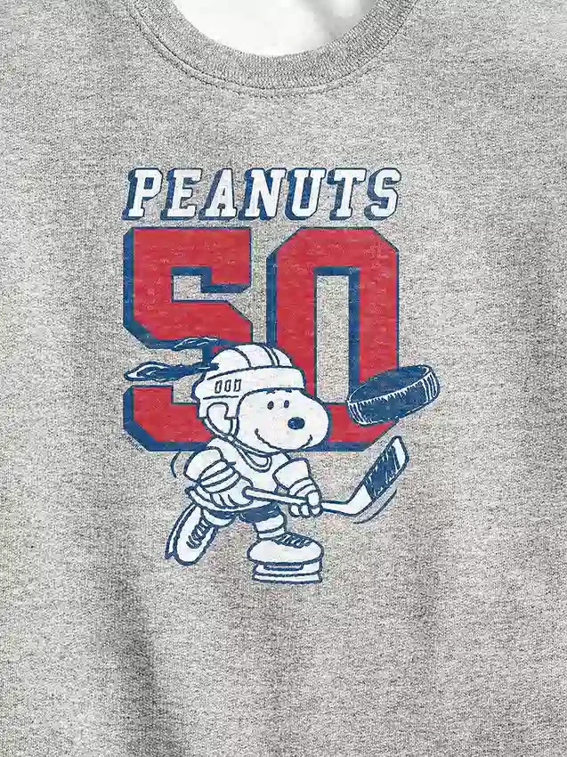 Sudadera de felpa con cuello redondo para niños de Peanuts con Snoopy jugando al hockey