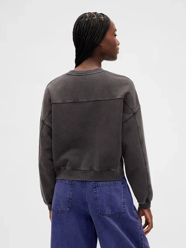 Sudadera gruesa con calaveras de GAP × Disney: «La pesadilla antes de Navidad» de Tim Burton