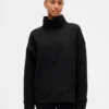 Suéter GapFit de punto jacquard acolchado con cuello de embudo