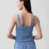 Top bustier corto con ojales