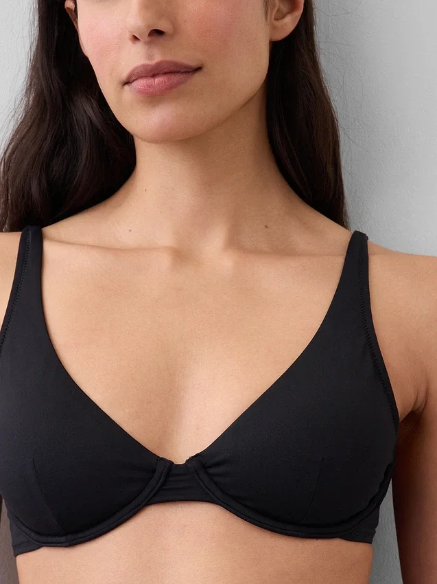 Top de bikini tipo balconette