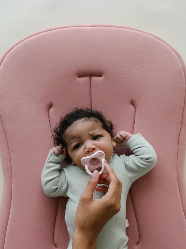 Tumbona para bebés Snuggle Me Curve