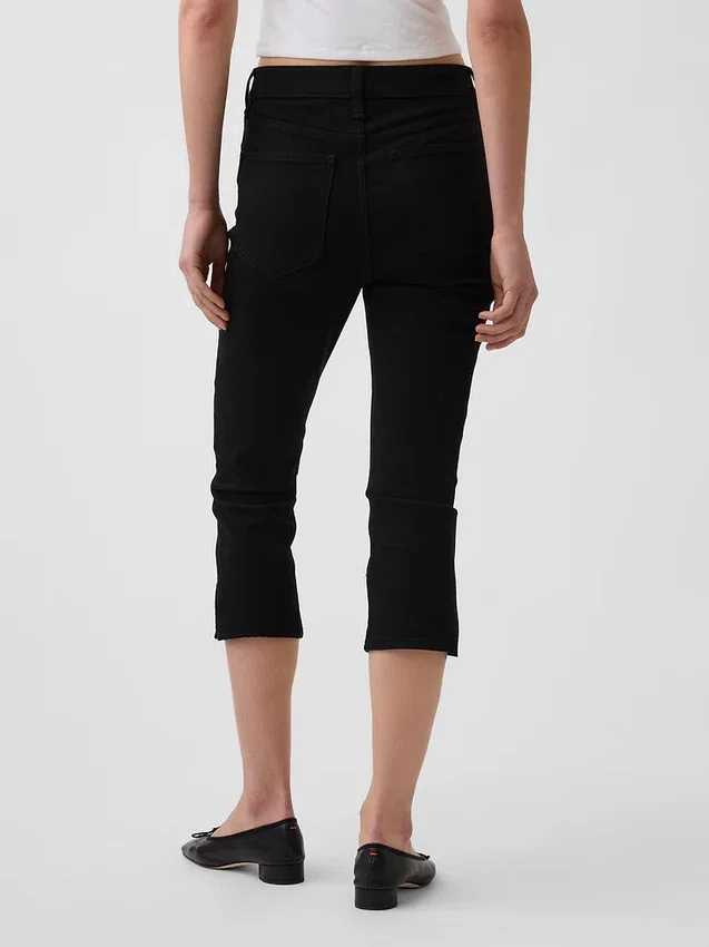 Vaqueros capri cortos de talle alto