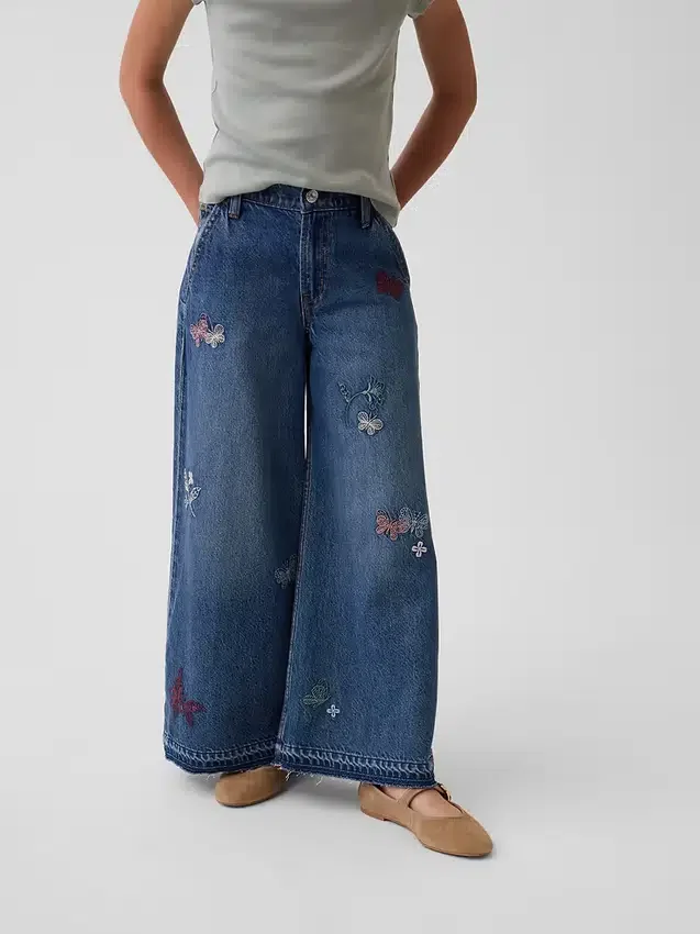 Vaqueros de mezclilla holgados de talle bajo con bordados para niños