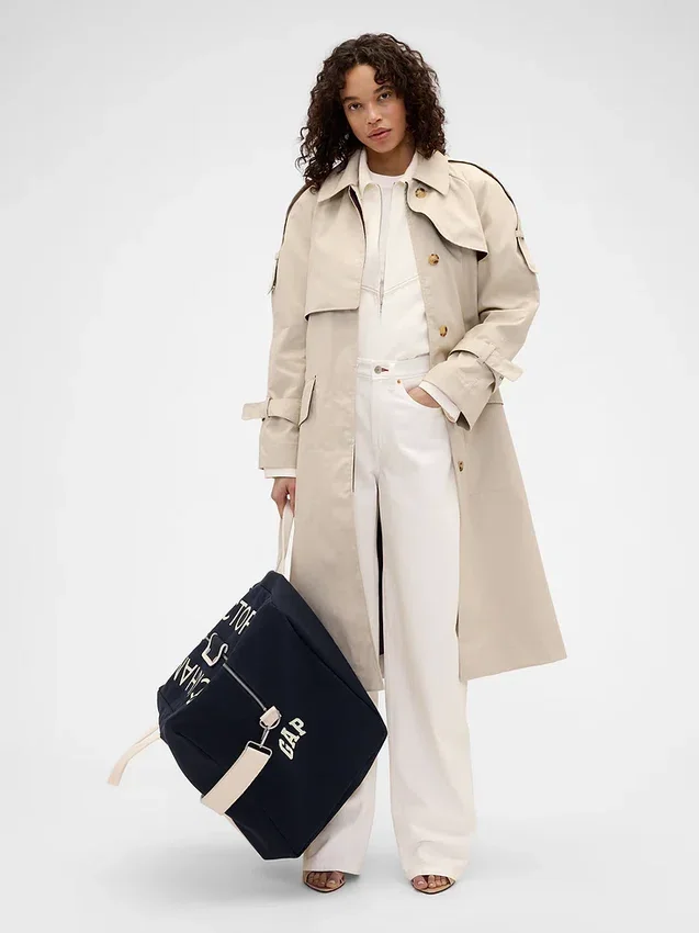 Vaqueros de talle alto con corte arqueado de GAP × Victoria Beckham