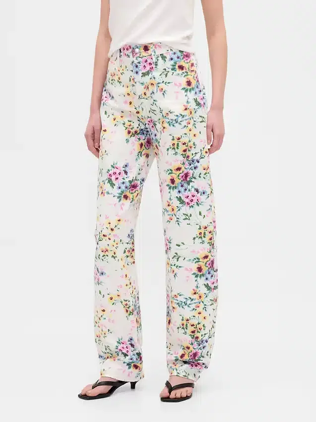 Vaqueros de talle alto con corte recto y estampado floral