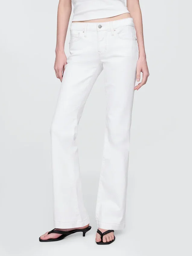 Vaqueros de talle bajo, largos y ajustados