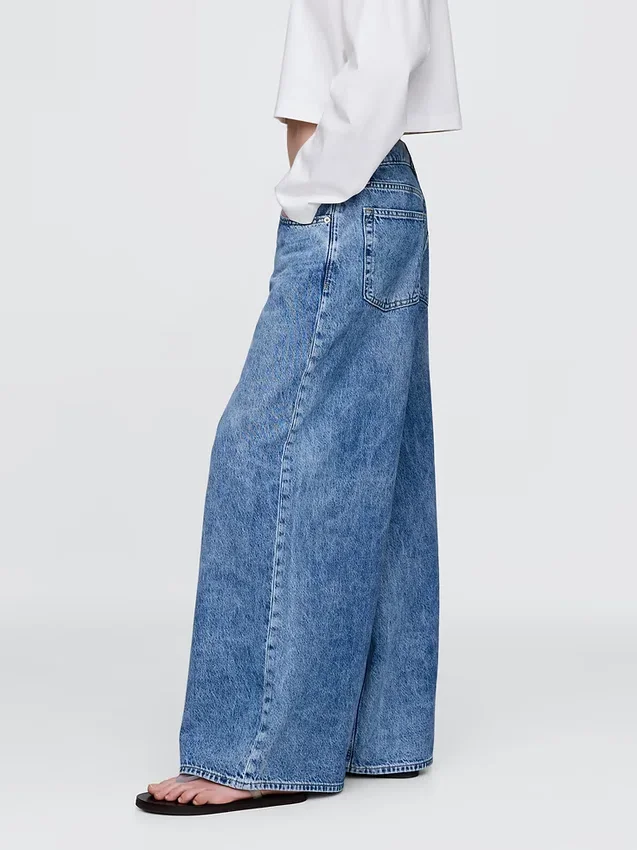Vaqueros de talle bajo y corte extra holgado