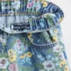 Vaqueros holgados con estampado floral para niños