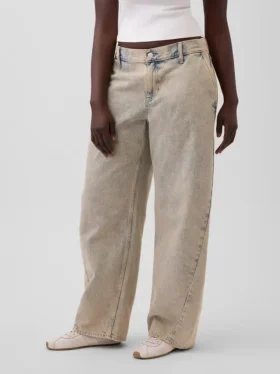 Vaqueros holgados de talle bajo GAP × Hfr, de la colección de Nicole Benefield