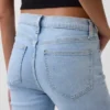Vaqueros slim vintage de talle medio