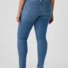 Vaqueros True Skinny de talle medio